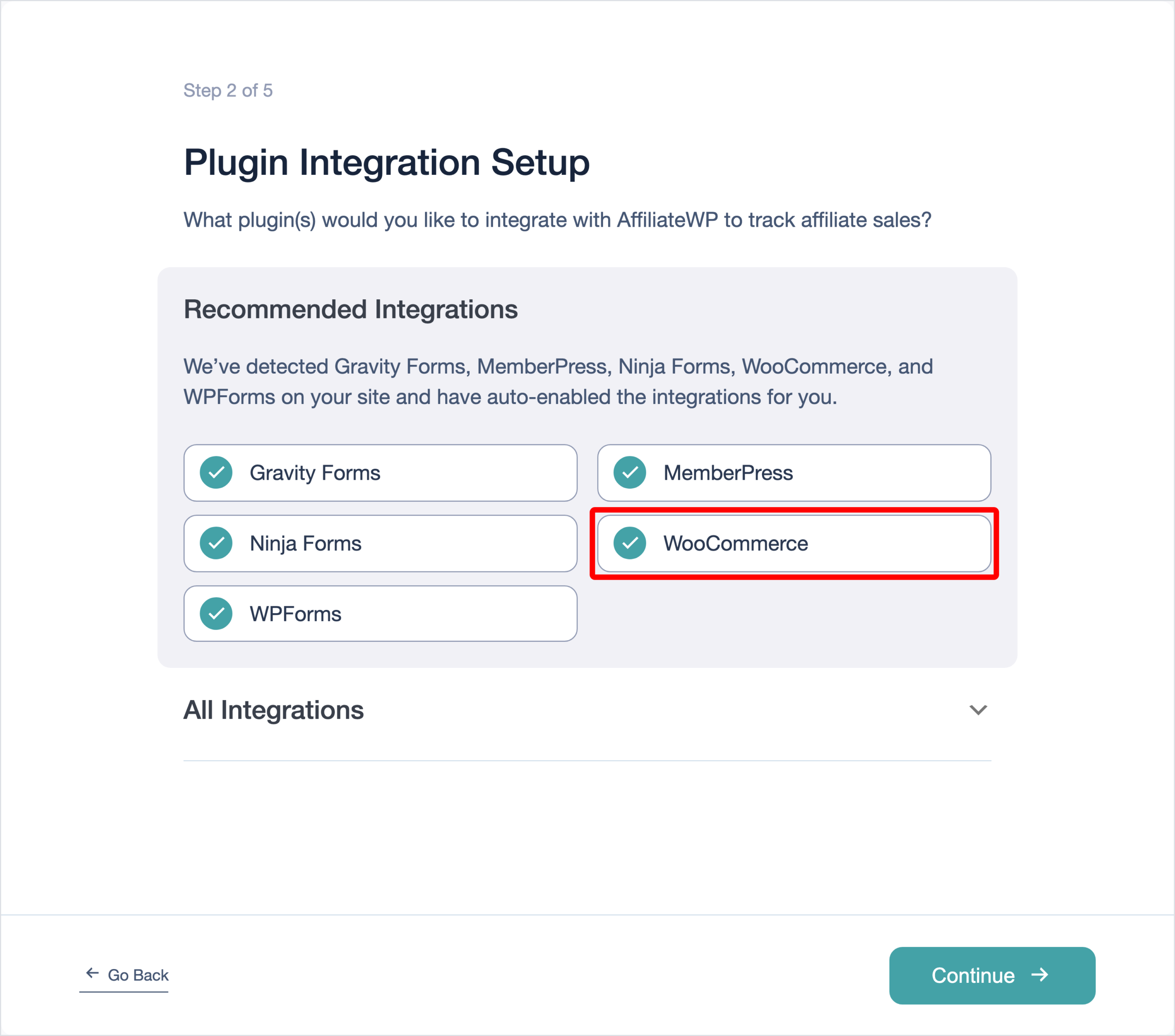 Asistente de configuración de AffiliateWP, Paso 2 de 5, Configuración de integración de plugins, con WooCommerce entre las integraciones detectadas y activada